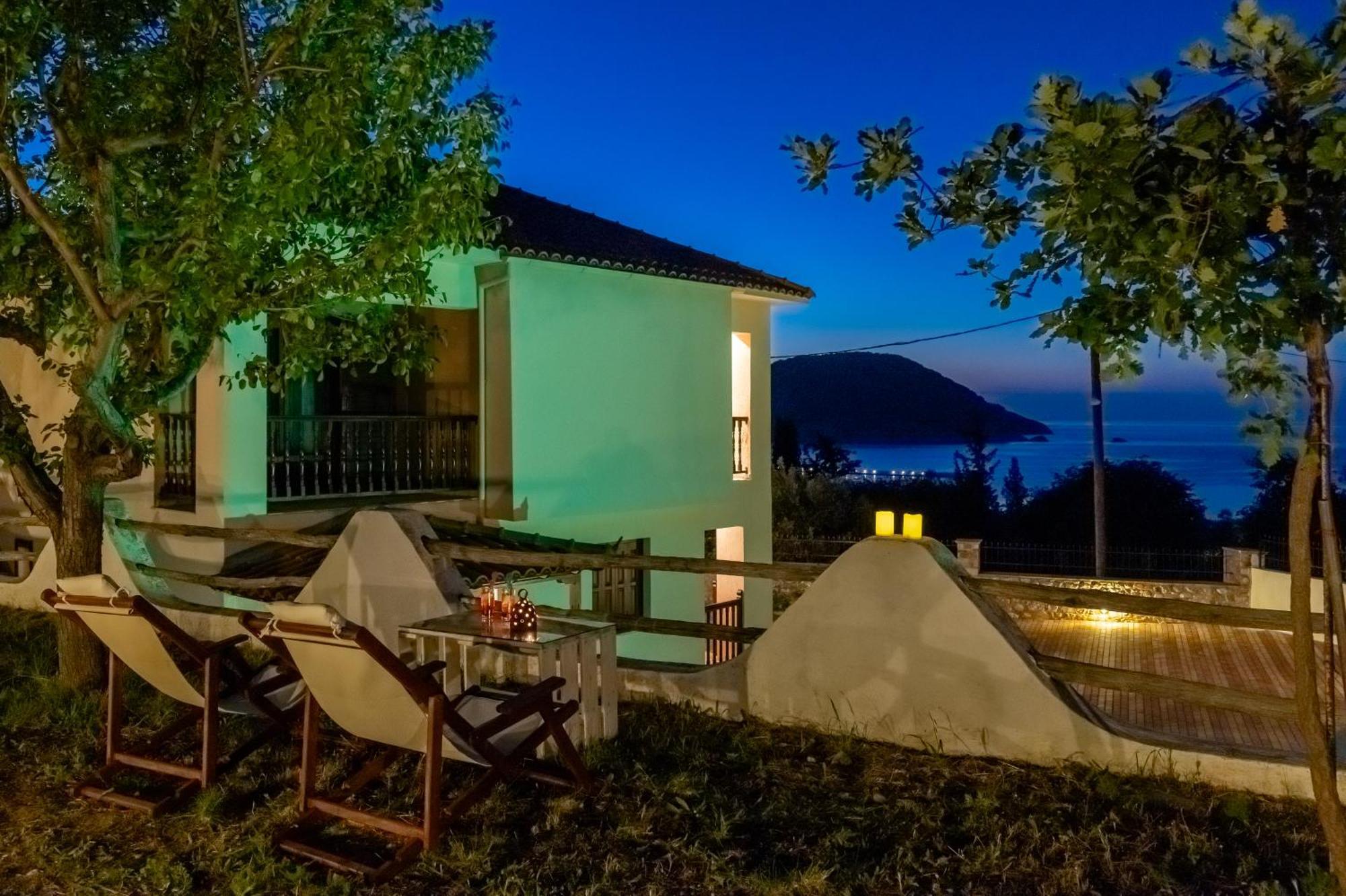 Naiades sea view quiet&luxurius apartments Skopelos Exterior foto